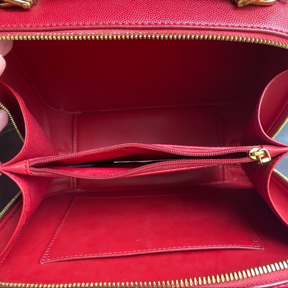 Charles and Keith cosmetic bag - Picture 6 of 8